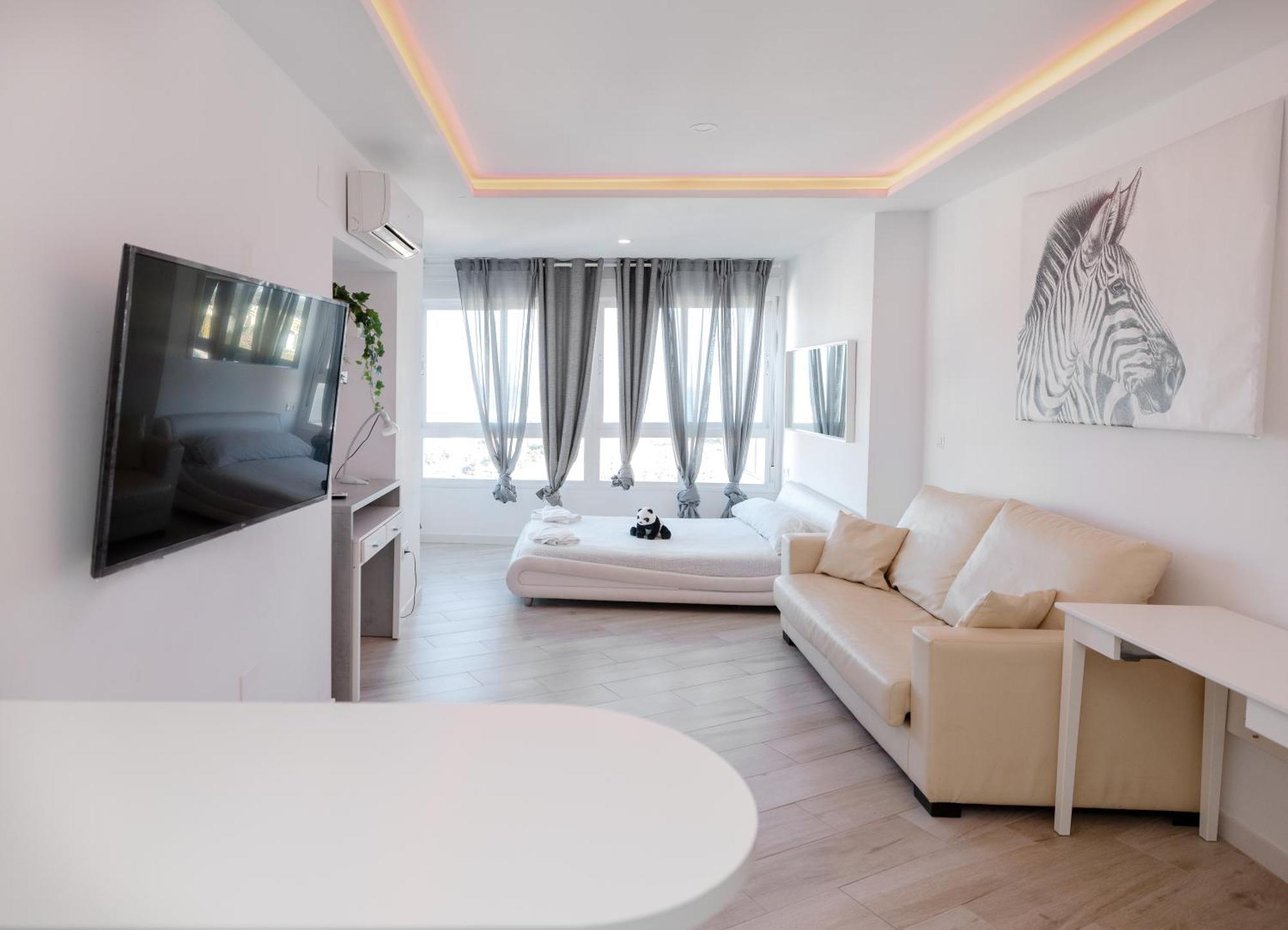 Sun Apartments Torremolinos Esterno foto
