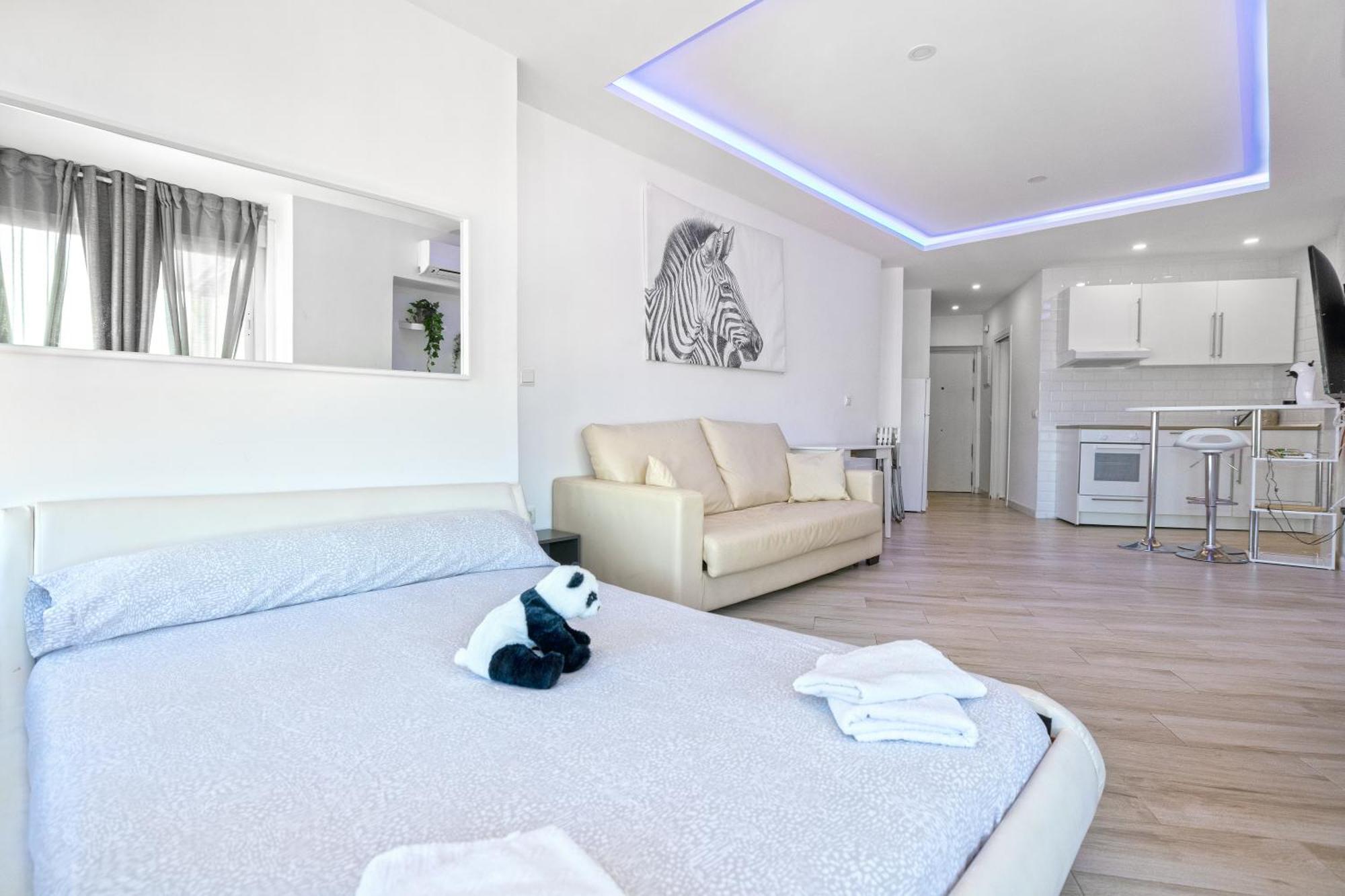 Sun Apartments Torremolinos Esterno foto